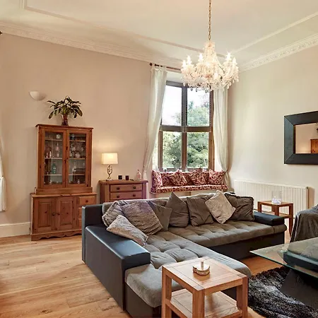 Pass The Keys Luxury 5 Bedroom Riverside Home In Town Centre Shrewsbury Exterior photo