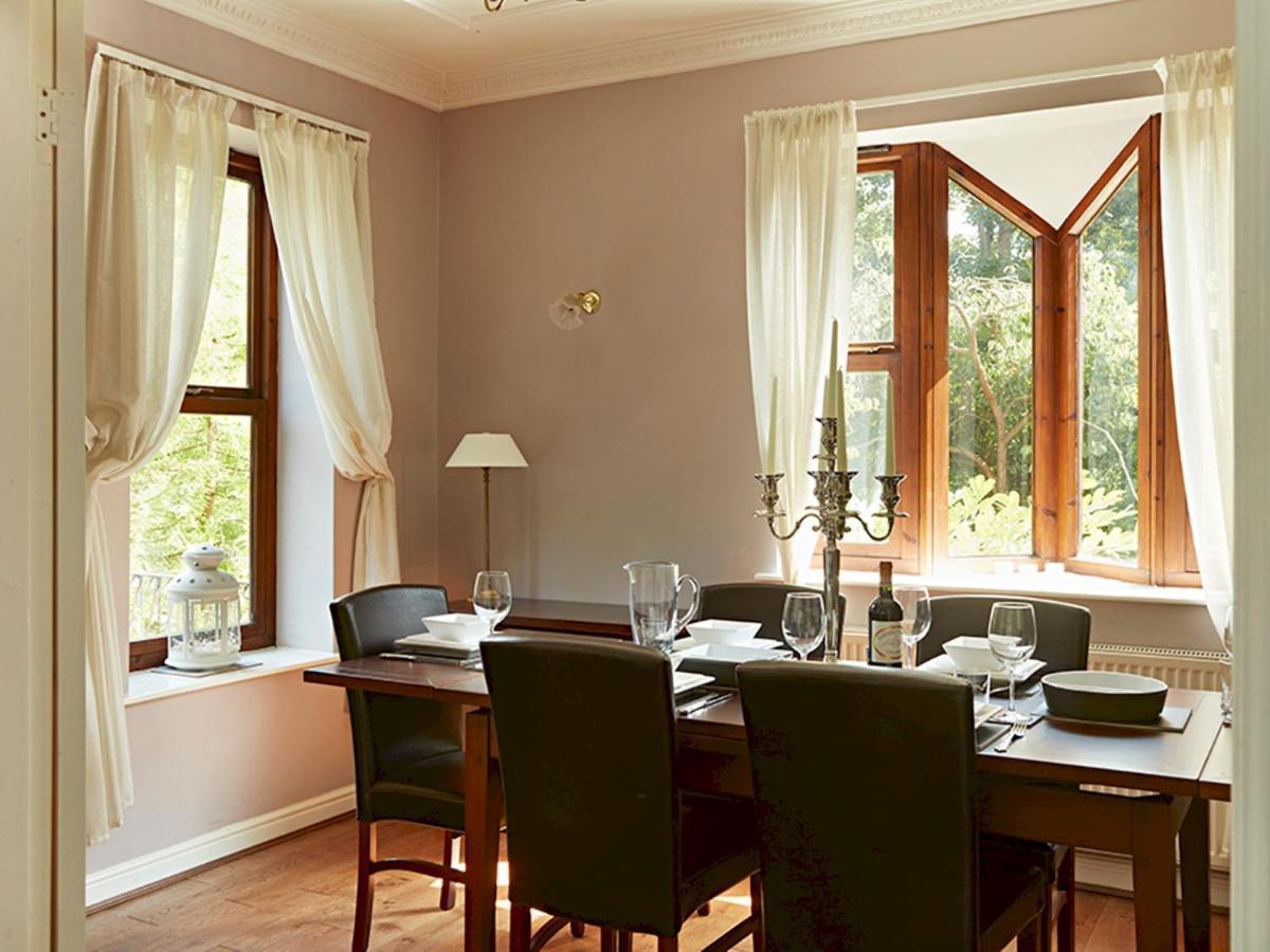 Pass The Keys Luxury 5 Bedroom Riverside In Town Centre