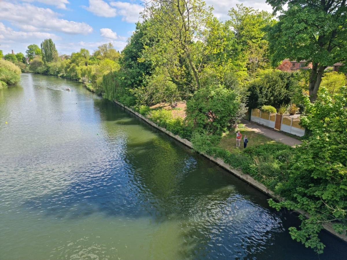 Holiday home Pass The Keys Luxury 5 Bedroom Riverside In Town Centre